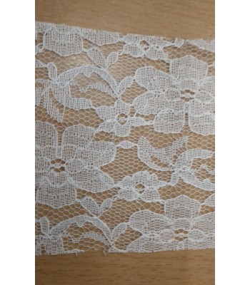 Κορδέλα Δαντέλα 7.5 cm Εκρού (ανα μέτρο)